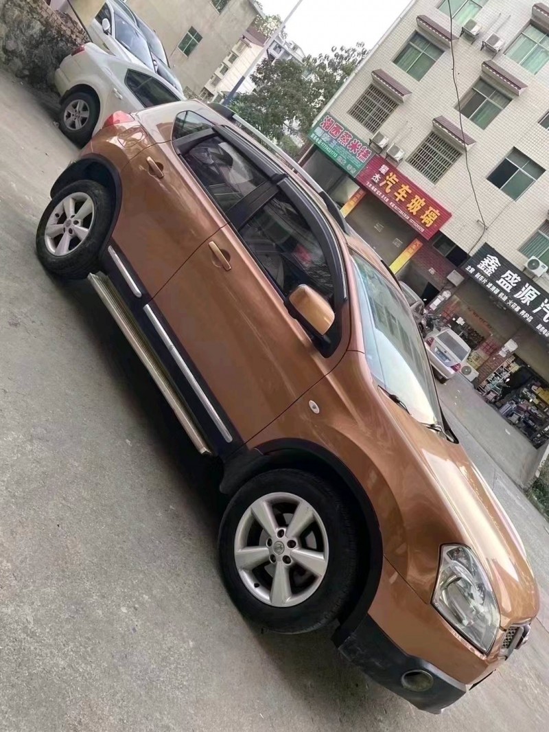 济南12年日产逍客2