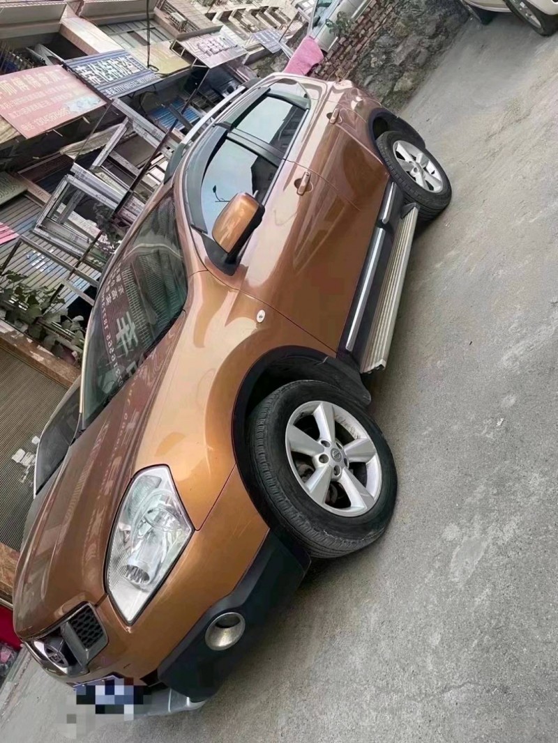 济南12年日产逍客5