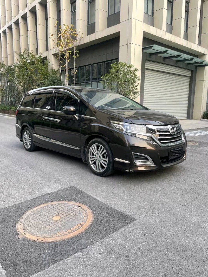 徐州16年本田艾力绅8