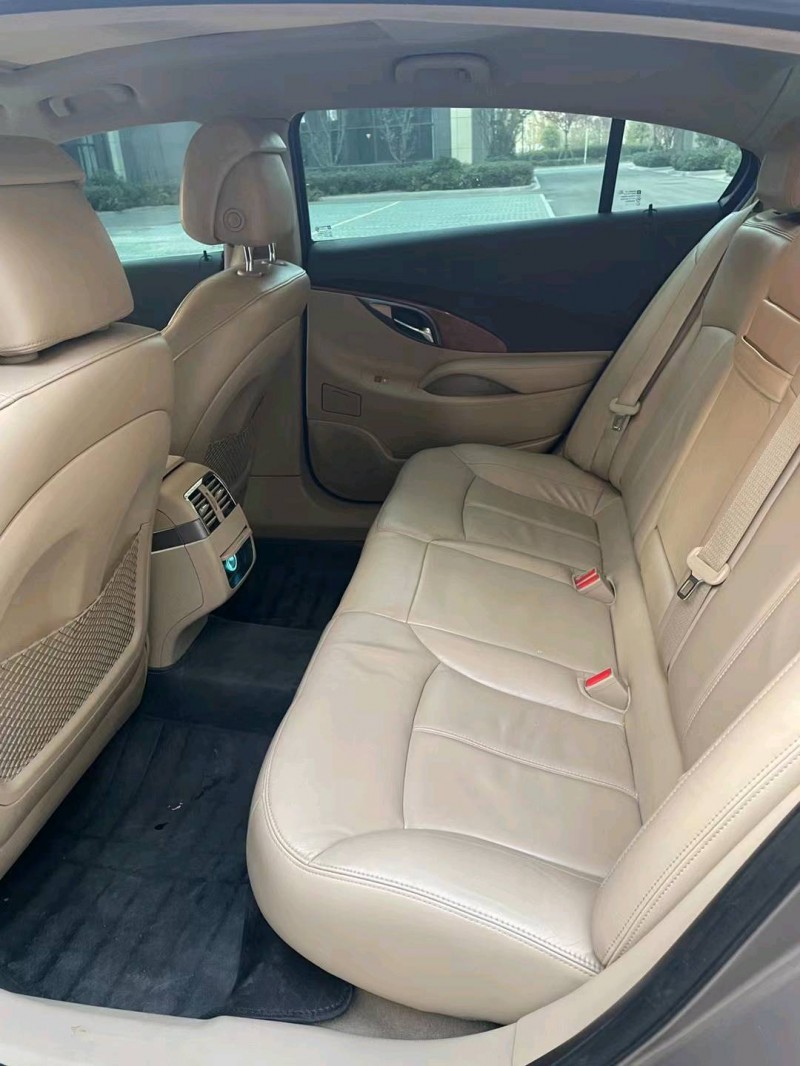 徐州13年别克君越6