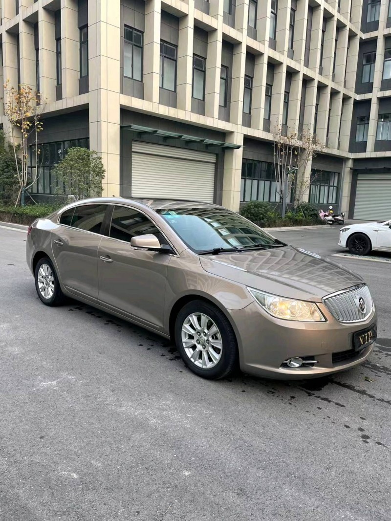 徐州13年别克君越7