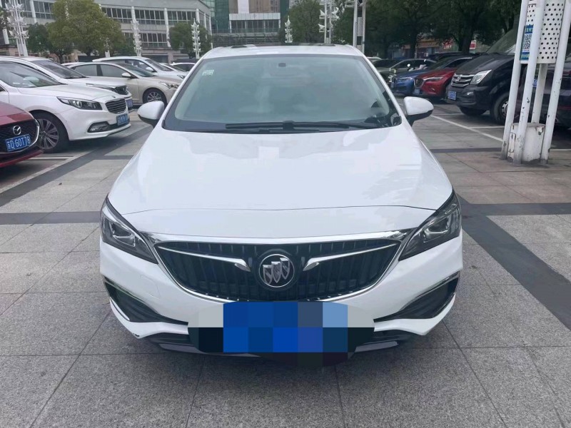 苏州17年别克威朗1