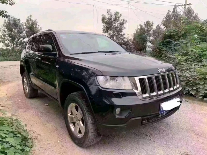 北京11年Jeep大切诺基2