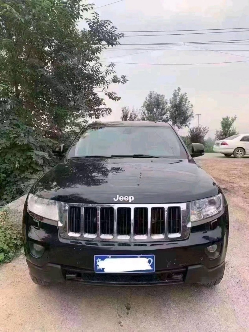 北京11年Jeep大切诺基1