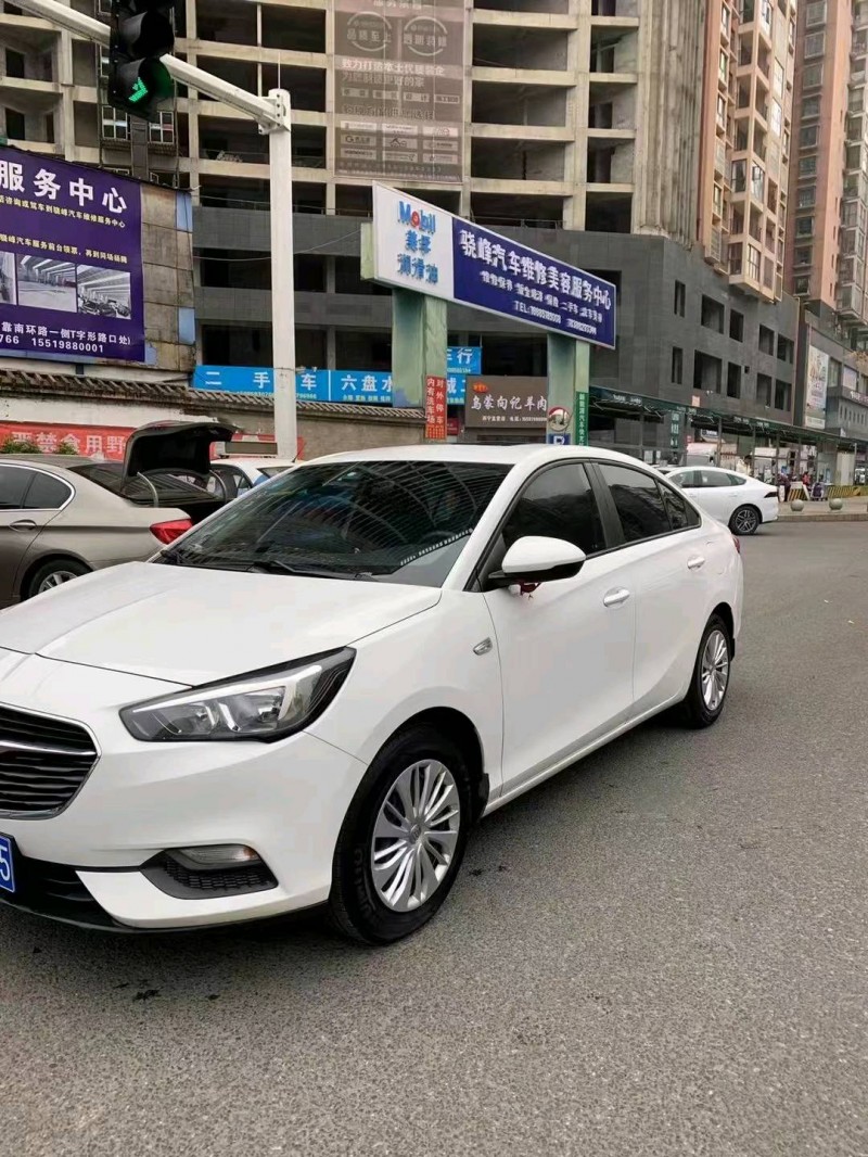 邯郸19年别克凯越9