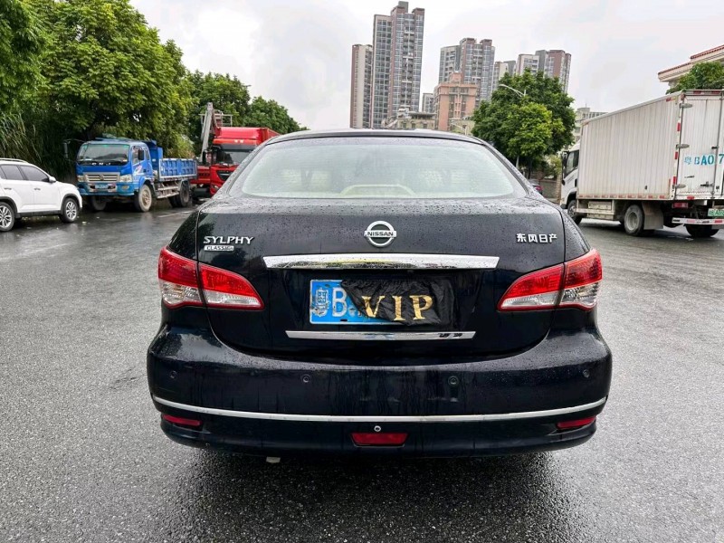 广州13年日产轩逸9