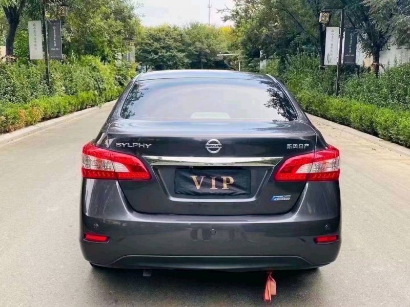 济南15年日产轩逸6