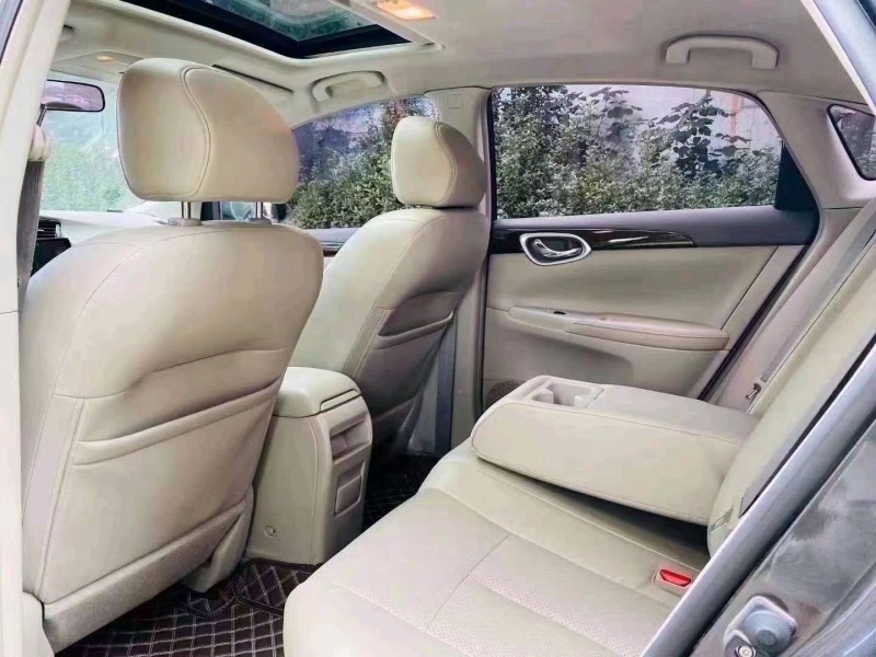 济南15年日产轩逸8