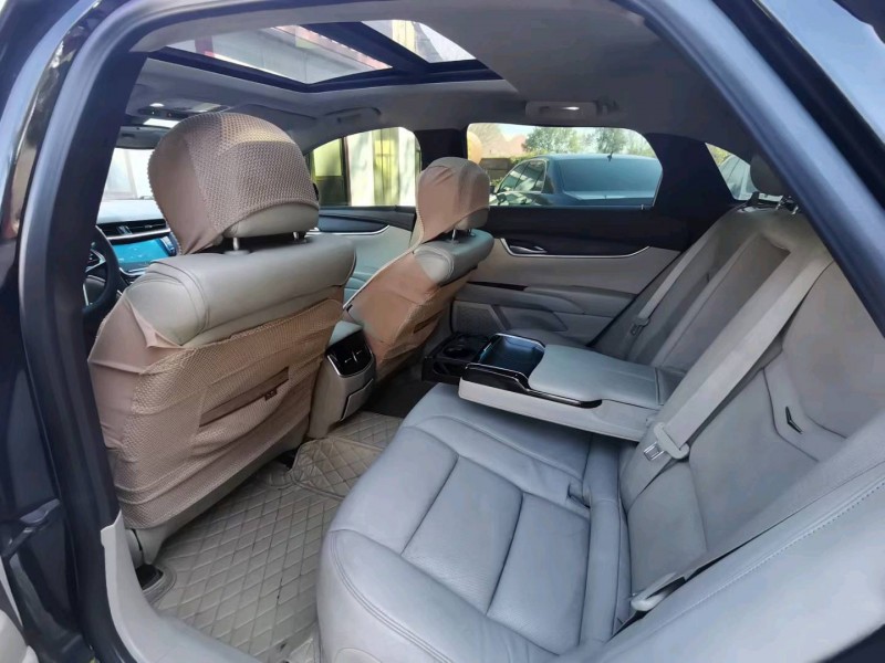 保定13年凯迪拉克XTS7