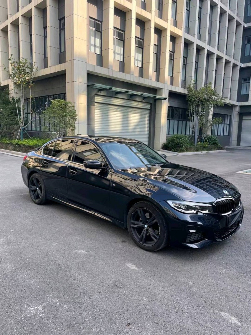 徐州21年宝马3系6