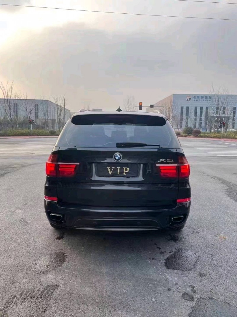 徐州11年宝马X59