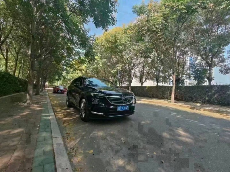 枣庄21年别克昂科旗2