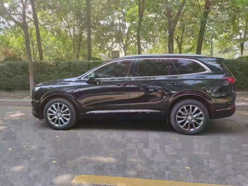 枣庄21年别克昂科旗5