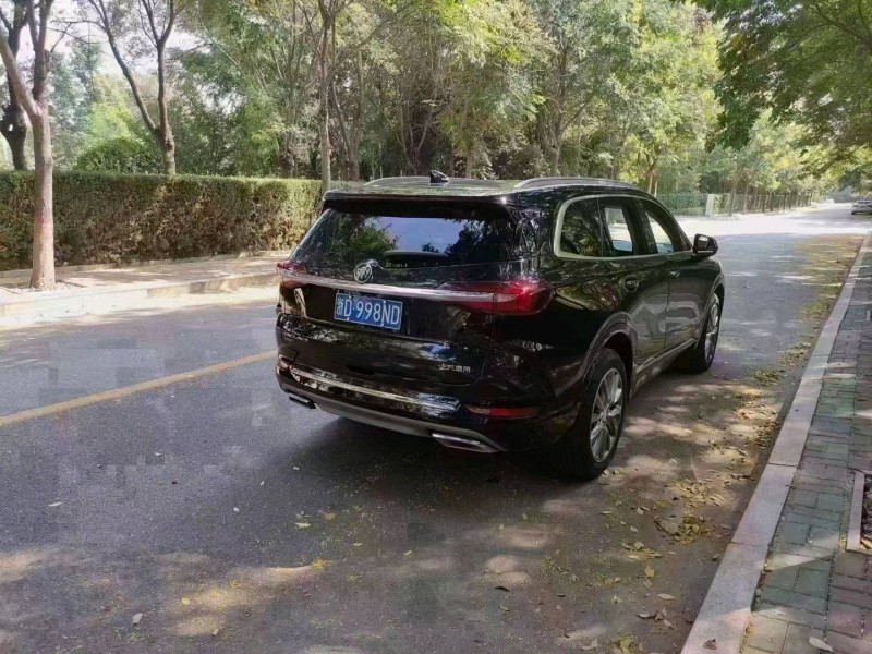 枣庄21年别克昂科旗7