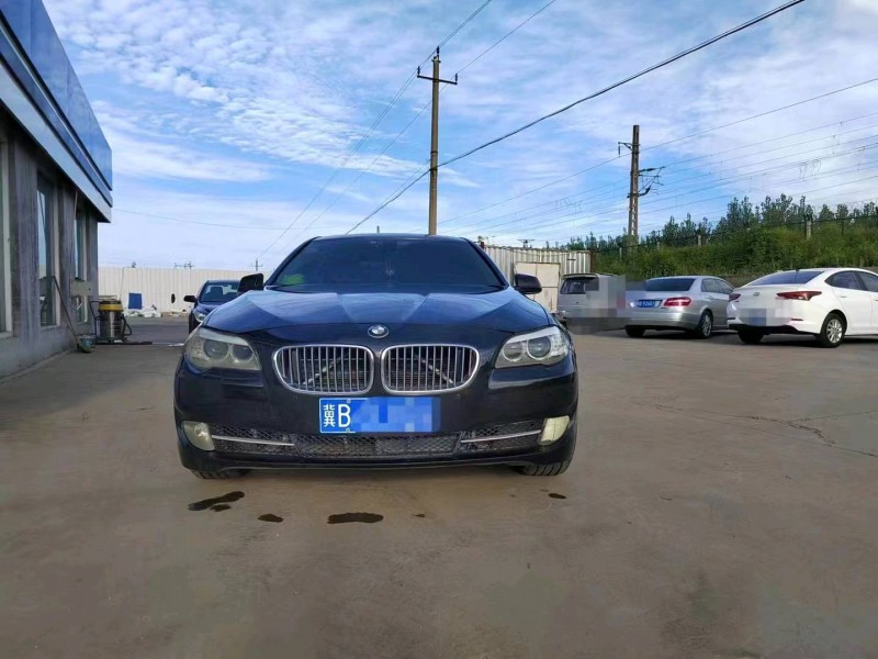 北京12年宝马5系5