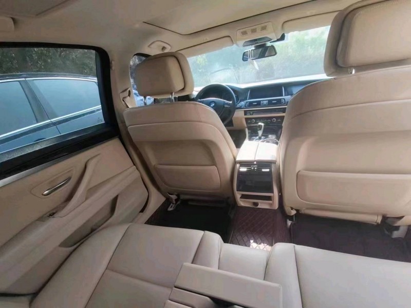 北京12年宝马5系3