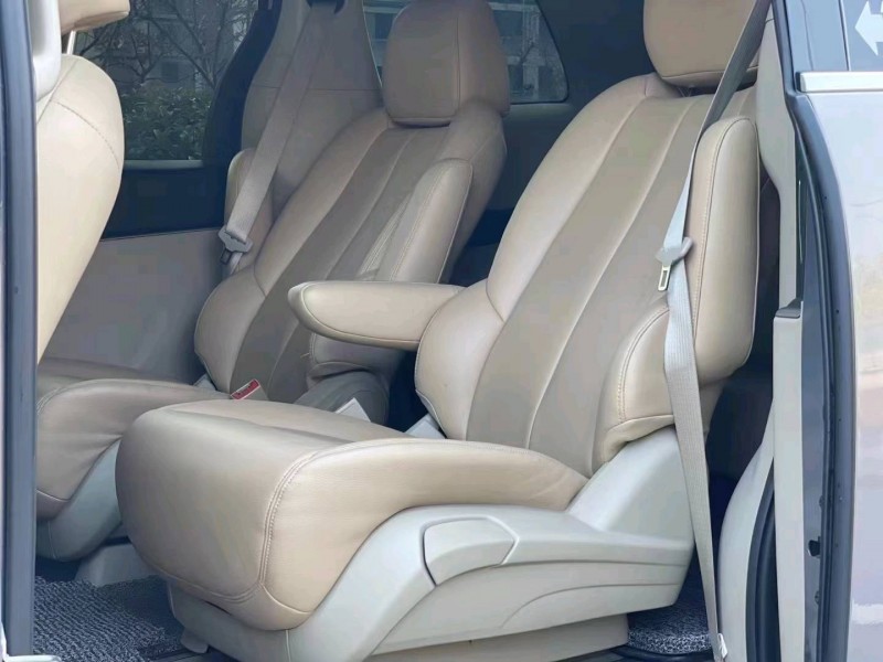 枣庄19年别克GL81