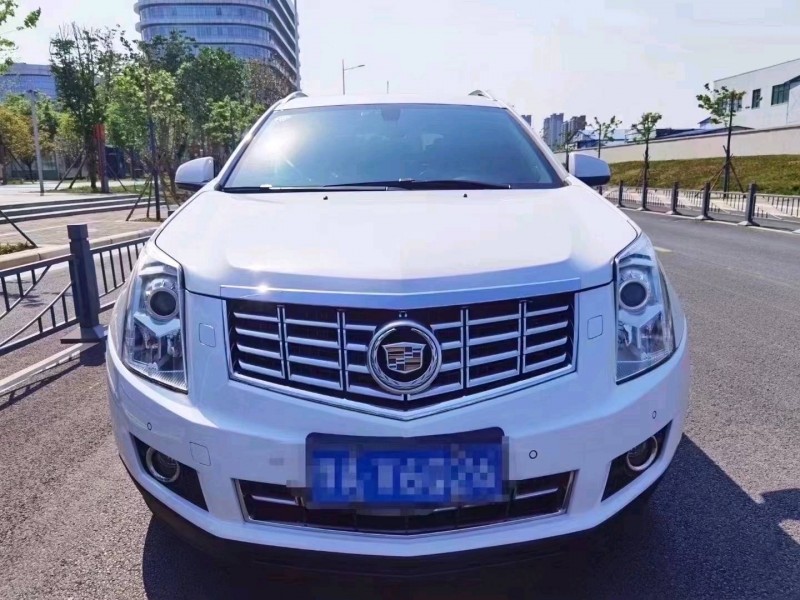 北京15年凯迪拉克SRX1