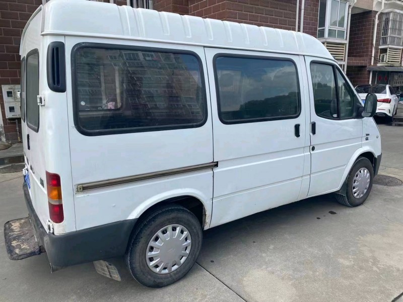 苏州15年福特全顺4