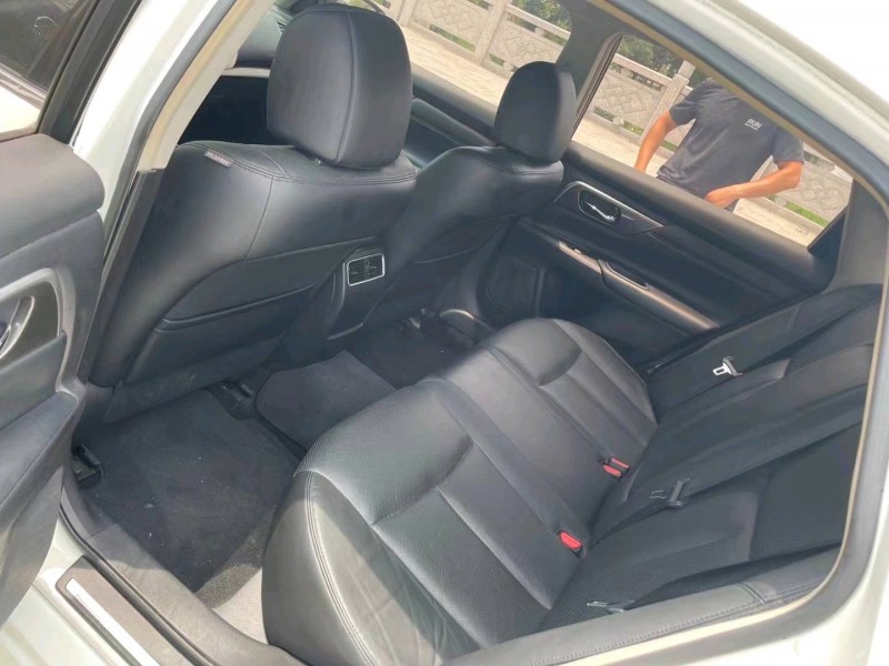 徐州16年日产天籁8