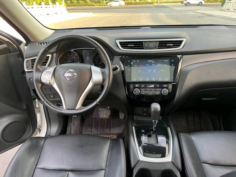 徐州16年日产奇骏7