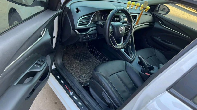 邯郸18年别克英朗8