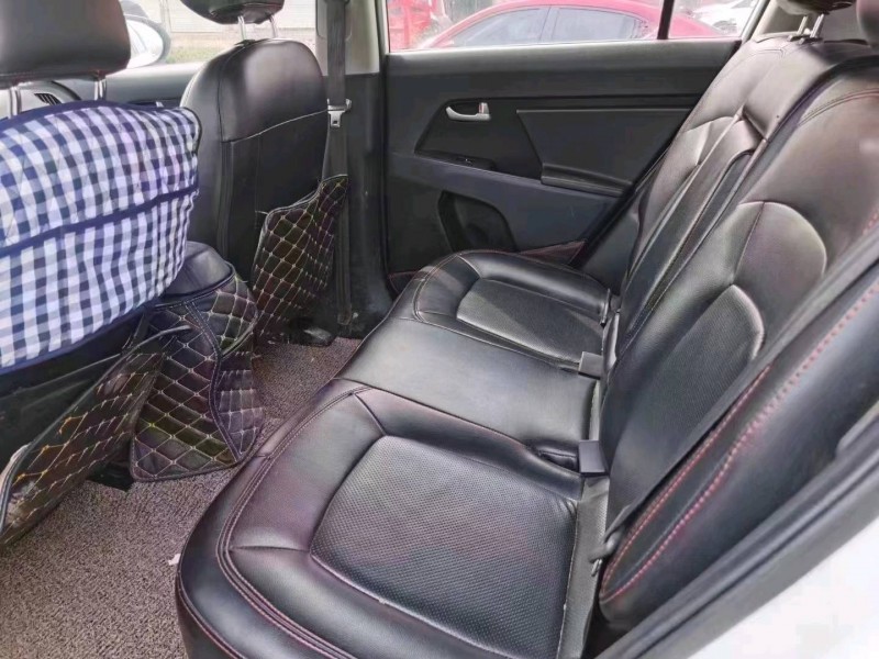 北京15年起亚智跑8