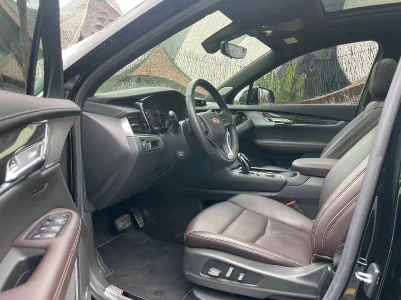 徐州20年凯迪拉克XT66