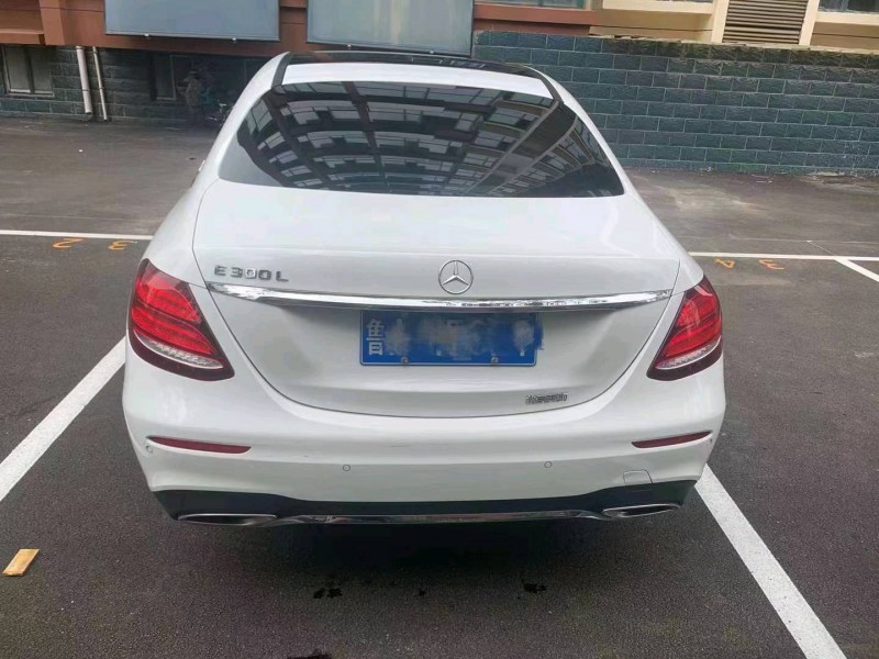 东营18年奔驰E5