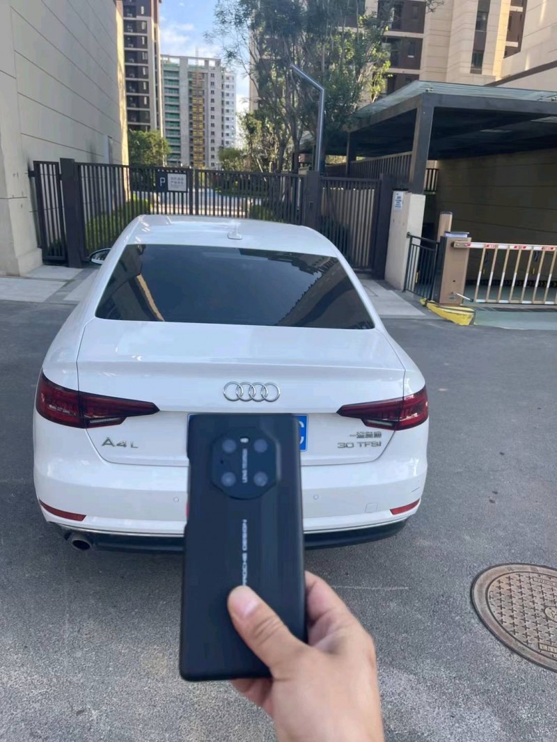 济宁18年奥迪A4L8