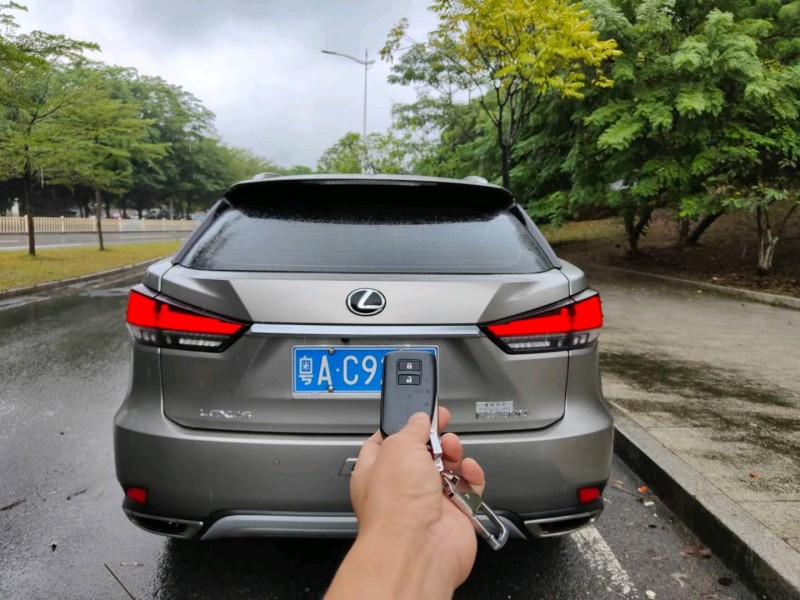 广州21年雷克萨斯RX8