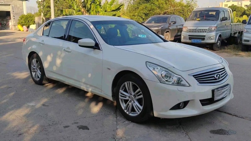 东莞16年英菲尼迪G252