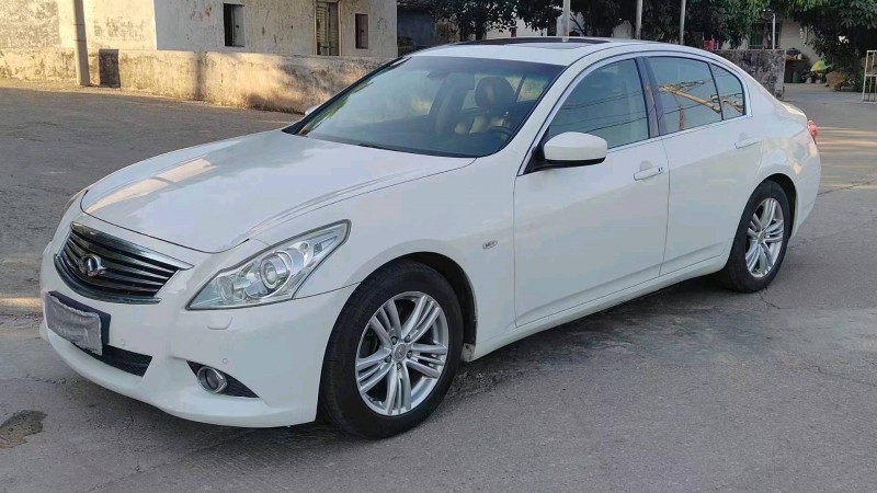 东莞16年英菲尼迪G255