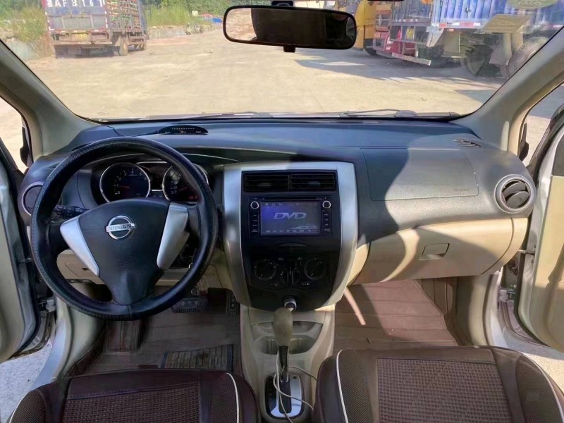 邯郸13年日产骊威3