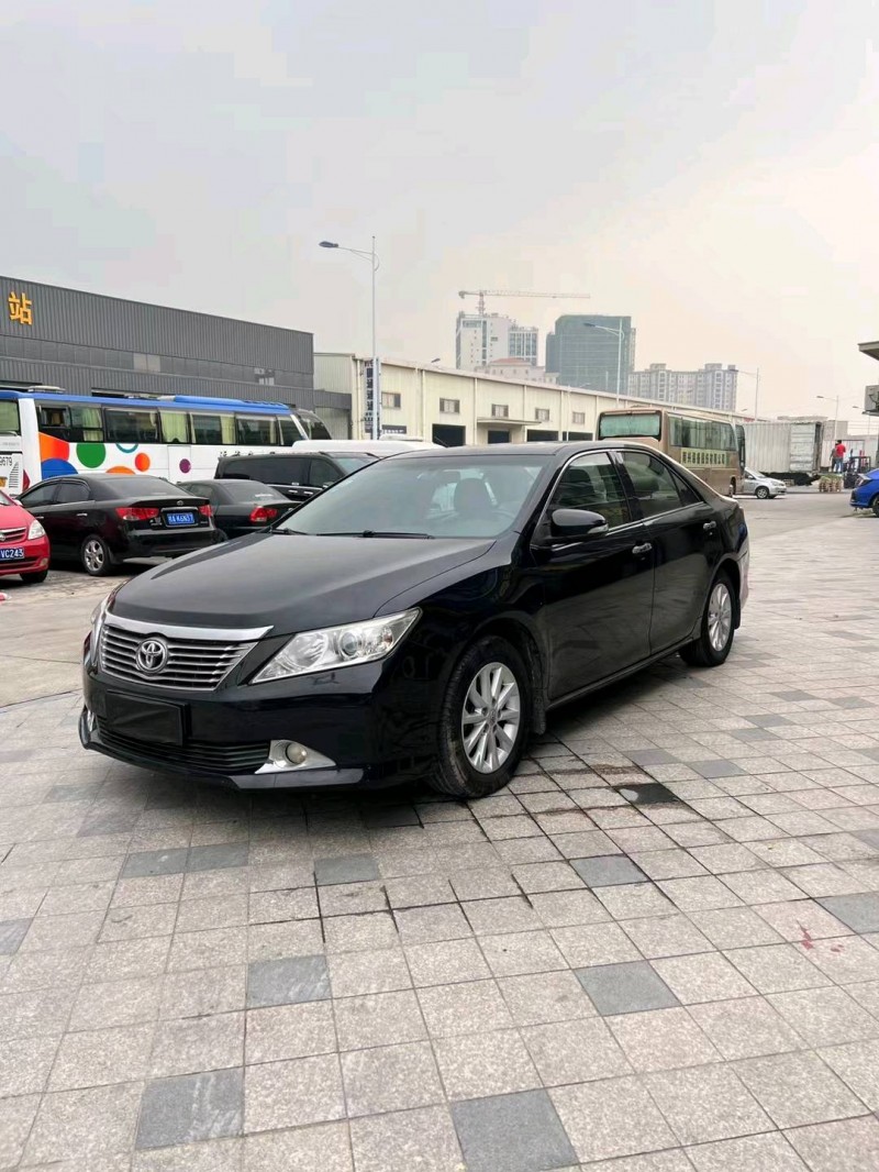 东莞13年丰田凯美瑞3