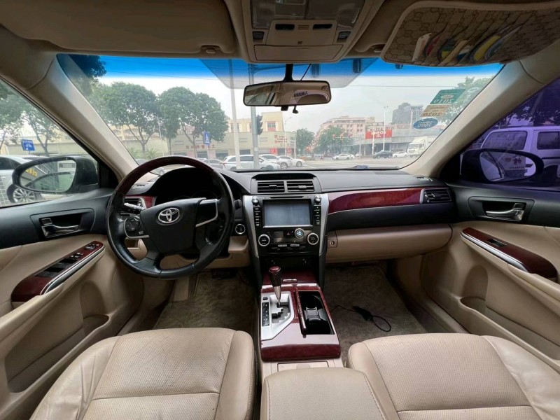 东莞13年丰田凯美瑞6