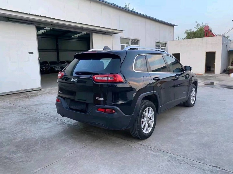 徐州16年Jeep指南者2