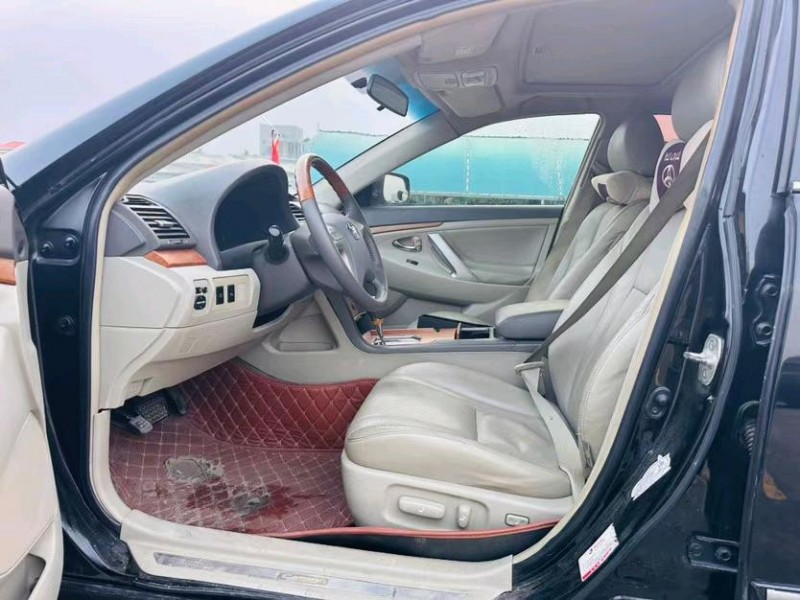 东莞09年丰田凯美瑞6