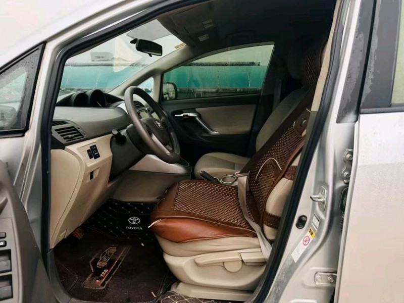 东莞12年丰田逸致6