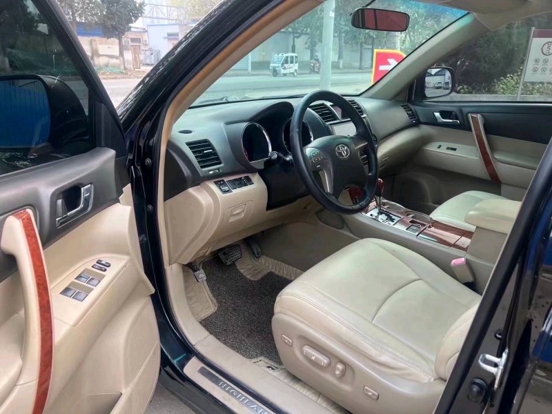 邯郸11年丰田汉兰达4