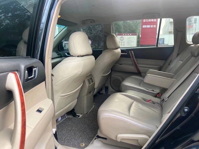 邯郸11年丰田汉兰达2