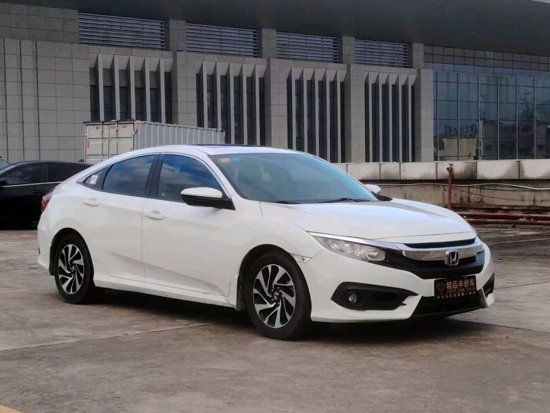 东莞17年本田思域3