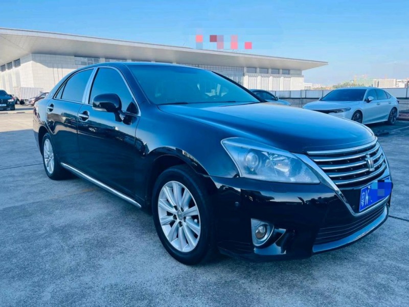 东莞13年丰田皇冠7