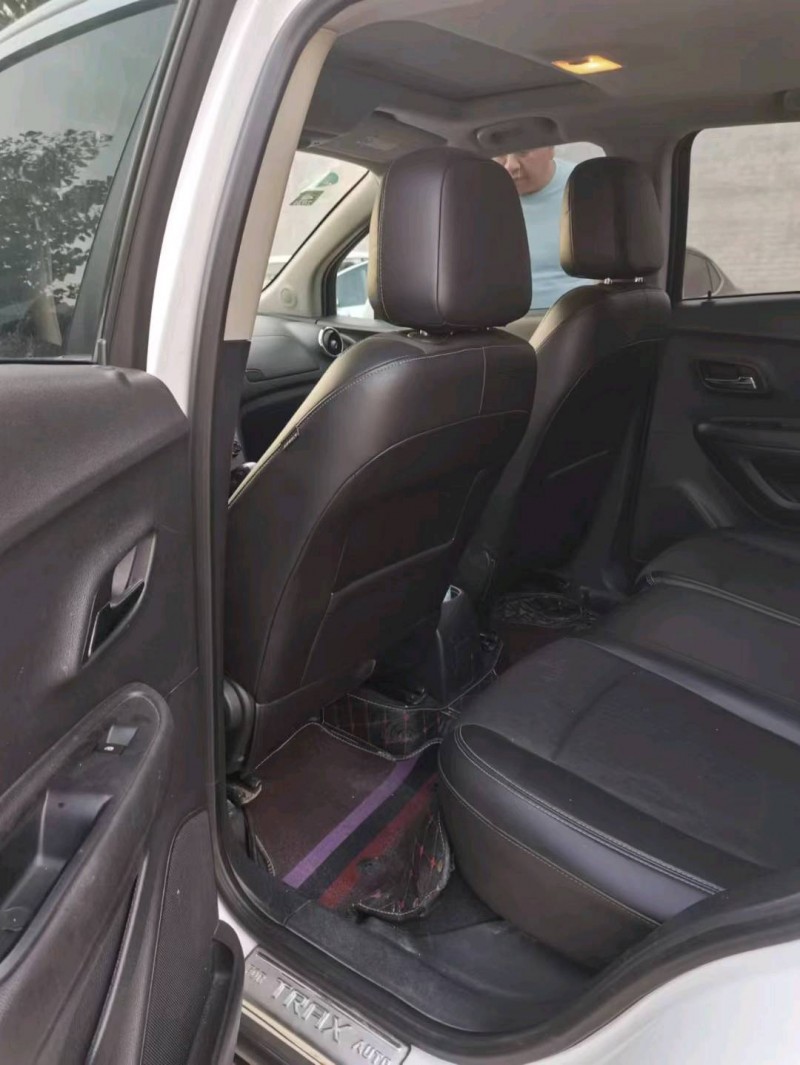 保定16年雪佛兰创酷5