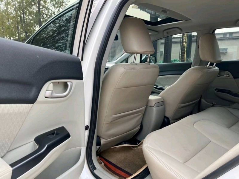 保定15年本田思域4