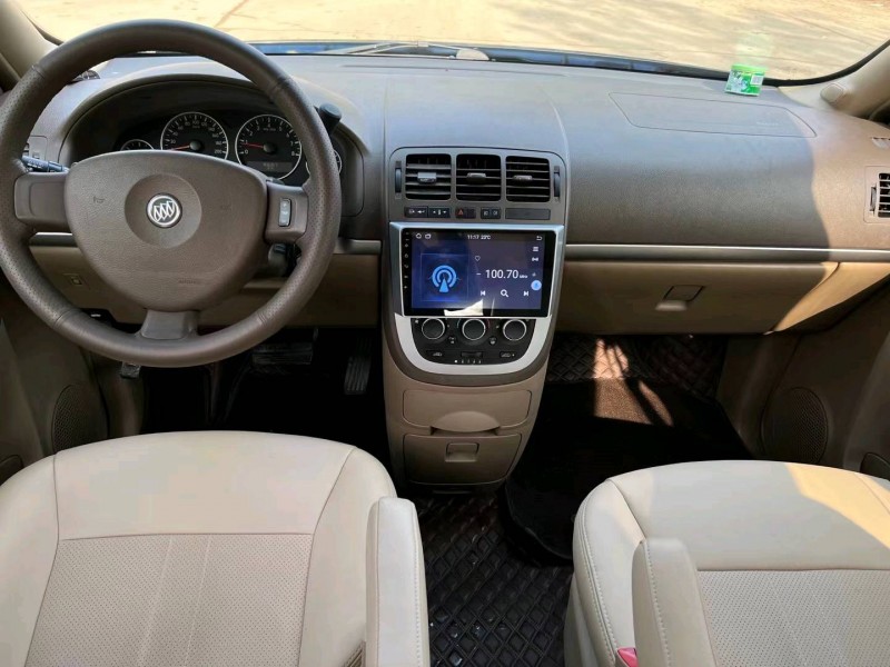 保定16年别克GL85