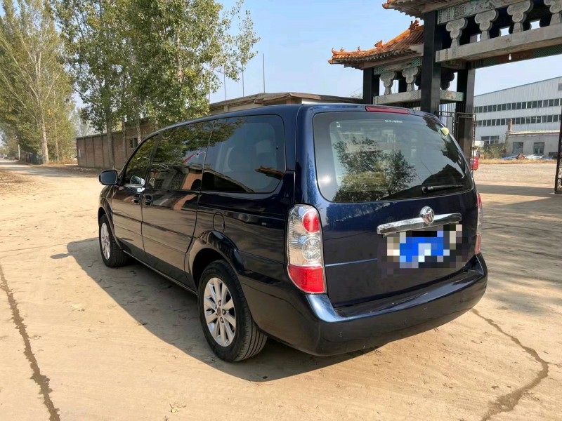 保定16年别克GL88