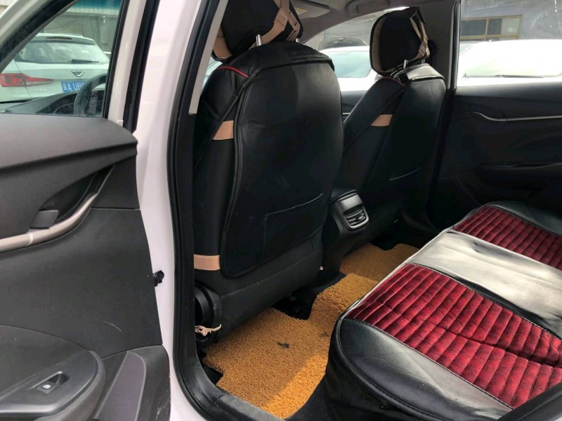 保定21年别克英朗4