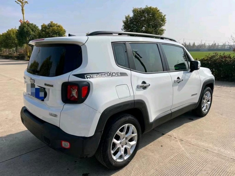 盐城18年Jeep自由侠5