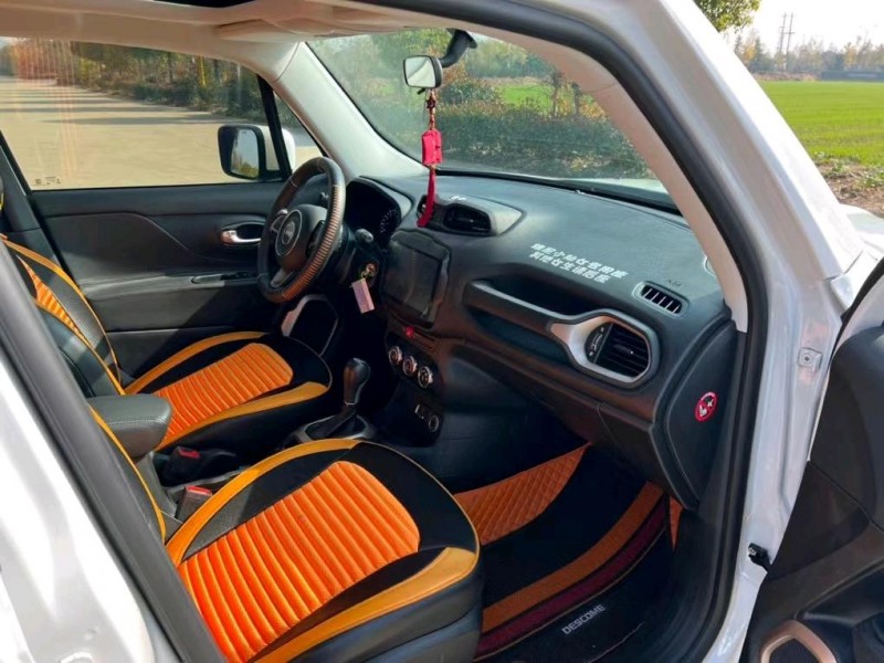 盐城18年Jeep自由侠9